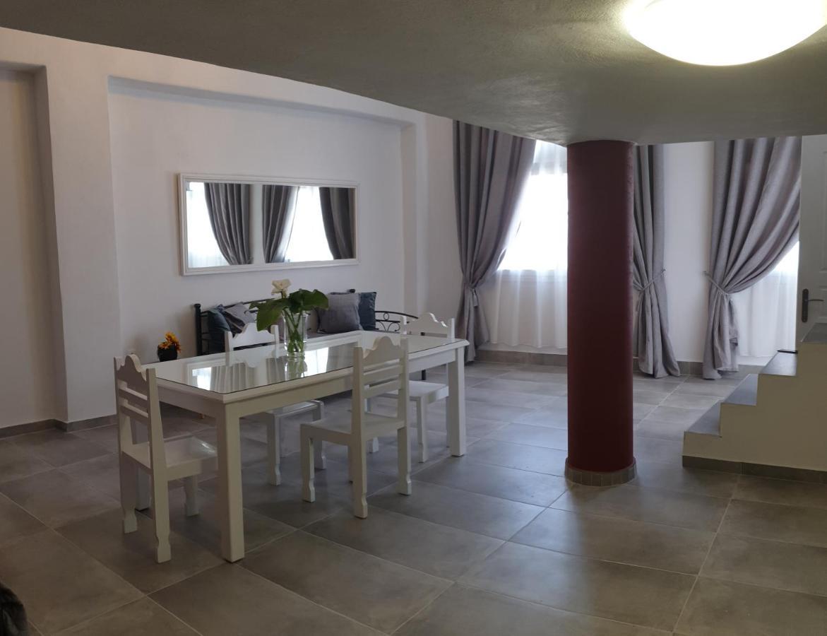 Porto Castello Hotel Fira  Exterior photo